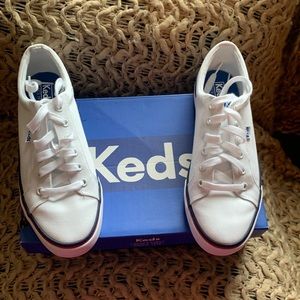 Keds sneakers NEW